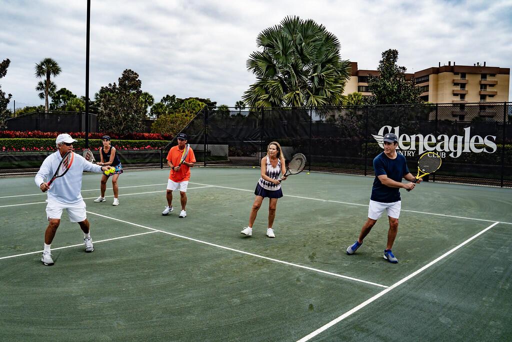 GLENEAGLES IV CONDO - Residential