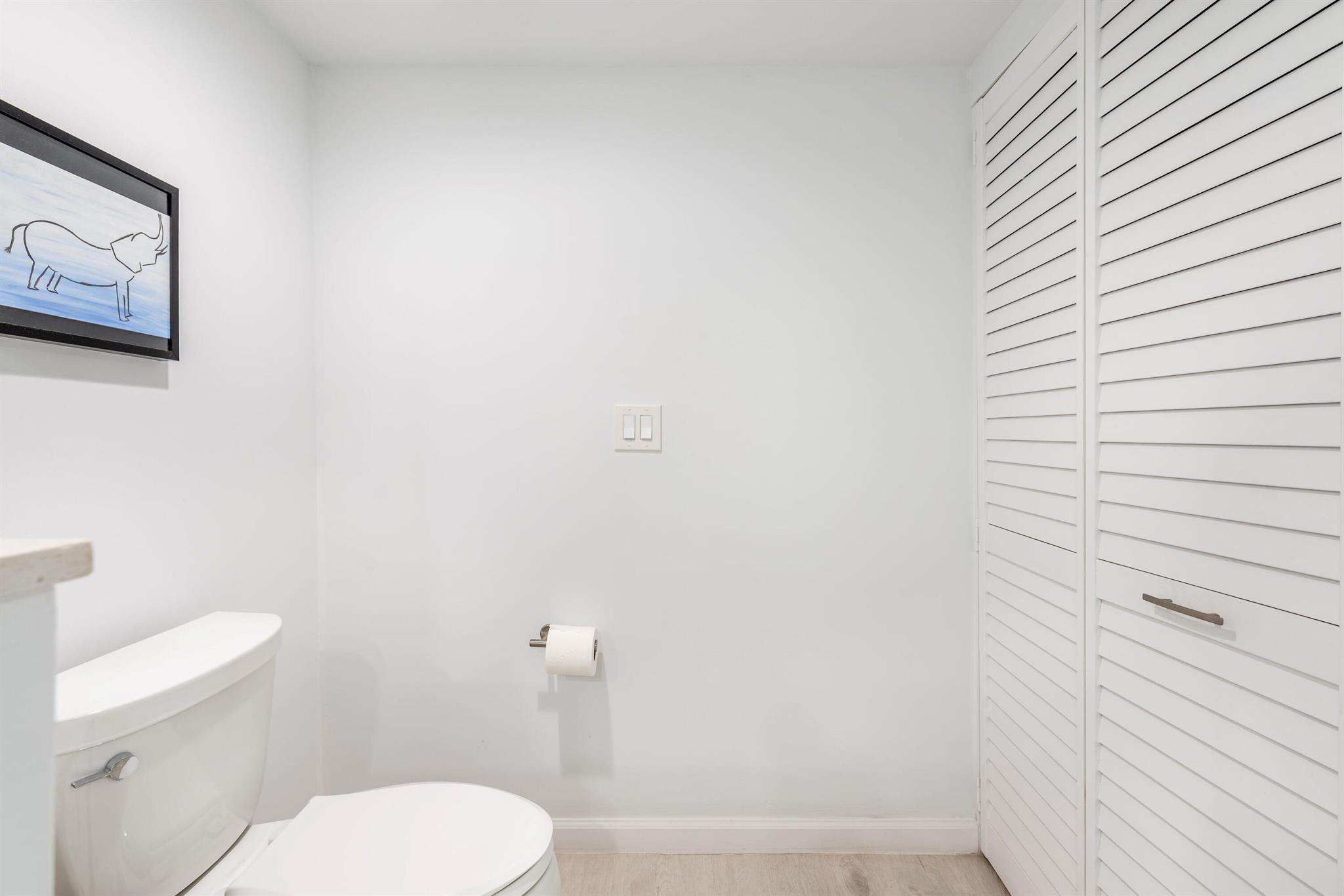 GLENEAGLES IV CONDO - Residential