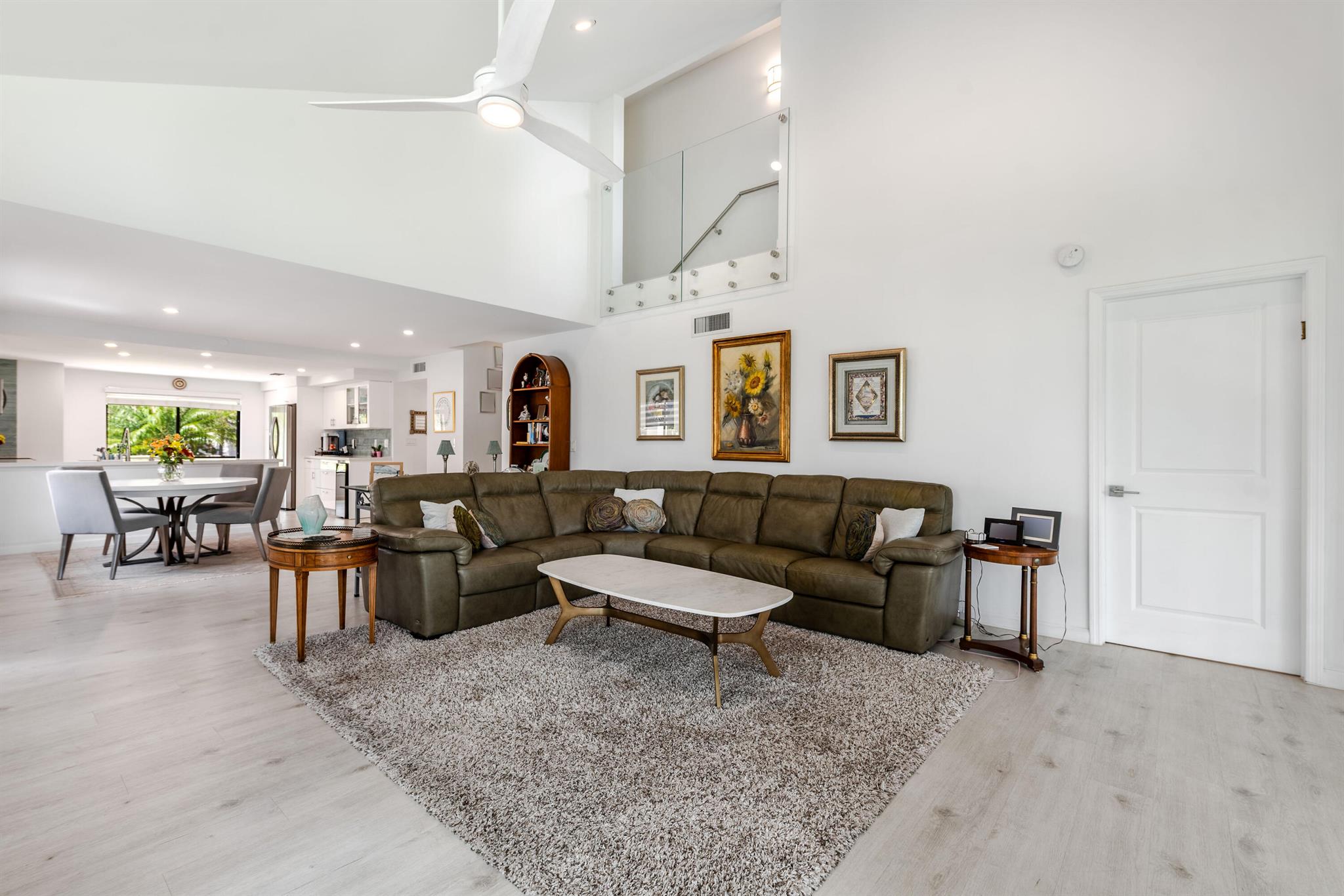 GLENEAGLES IV CONDO - Residential