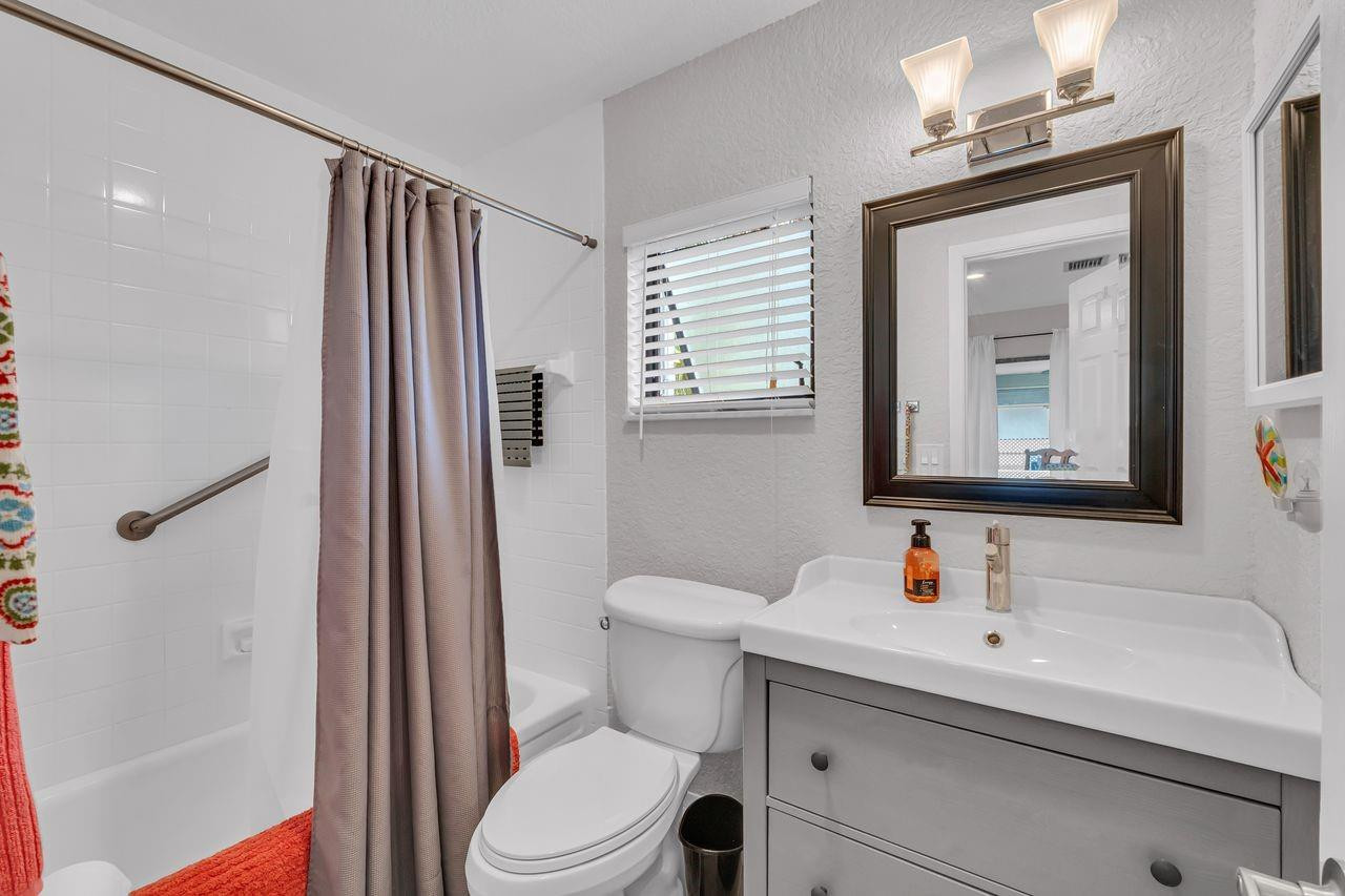 Coco Wood Lakes Sec 01 - Residential