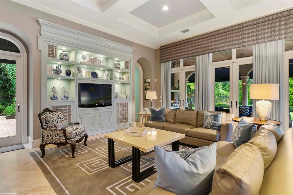 OLD PALM - Residential