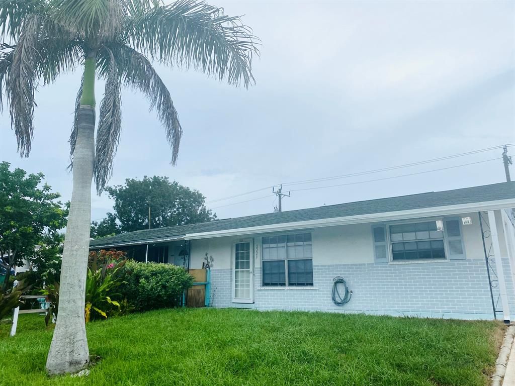 Photo of 2229 NE Rustic Way Way, Jensen Beach, FL 34957 (MLS # R10738654)