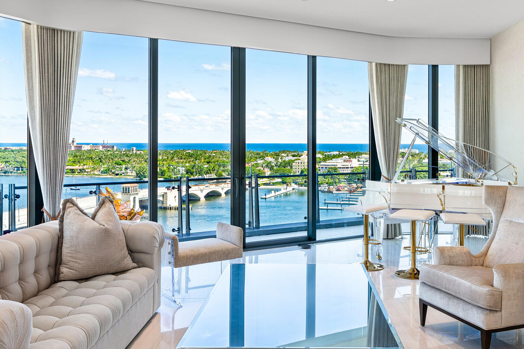 BRISTOL CONDO - Residential