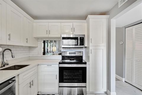 3050 Holiday Springs Boulevard 210 Margate FL 33063