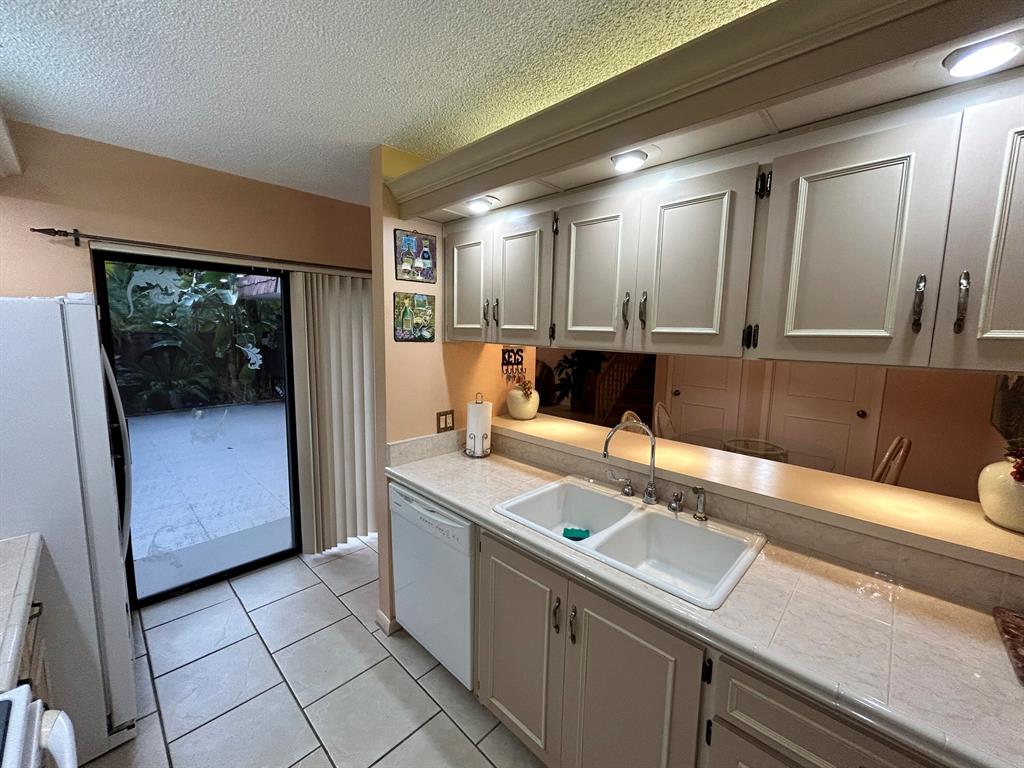 SUNSET TRACE PHASE I A PLAT OF - Residential