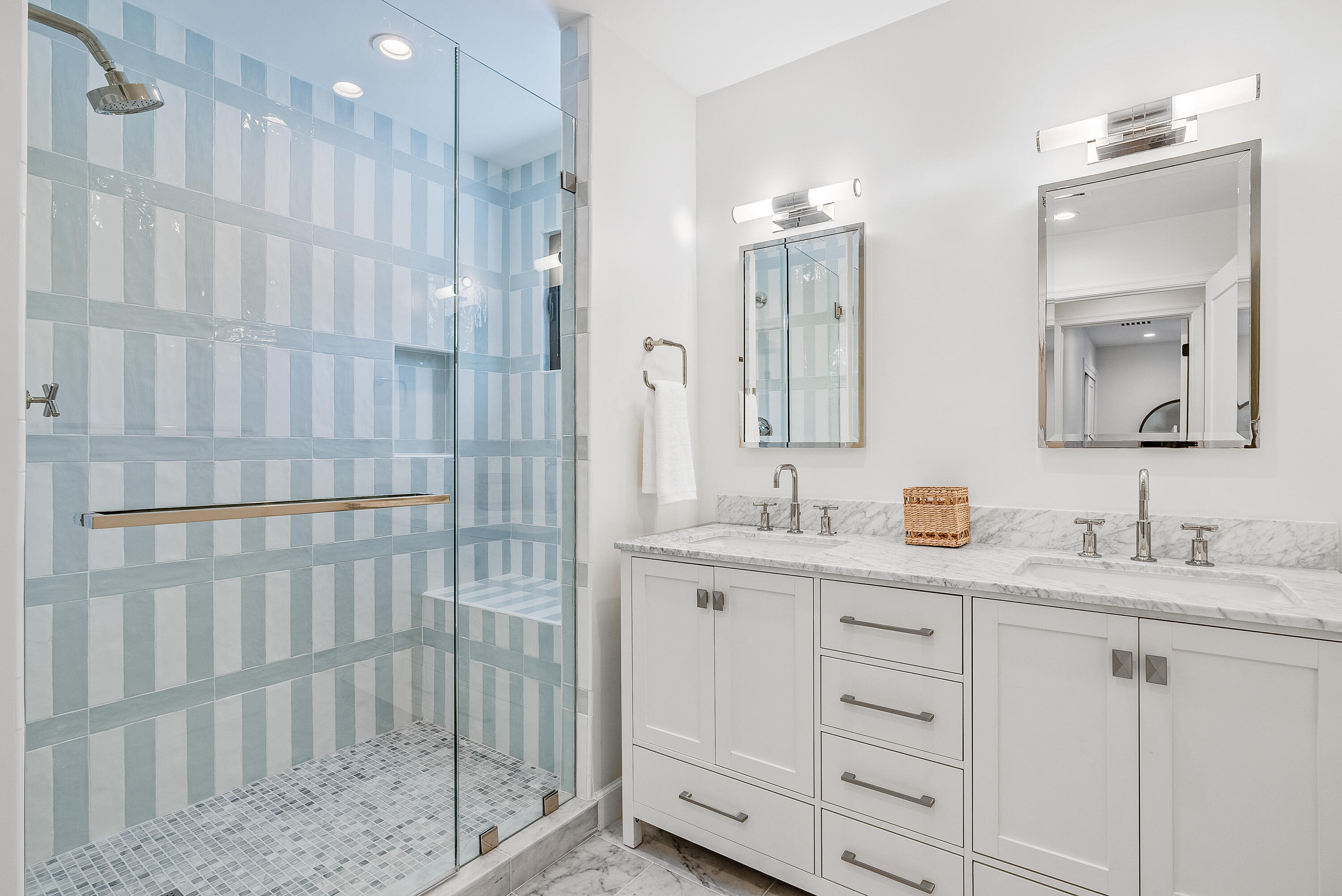 MERRY LAKE - Residential