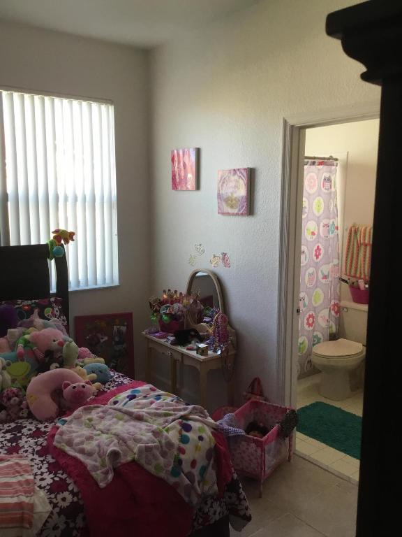 SHOMA TOWNHOMES AT ROYAL PALM BEACH CONDO - Residential Lease