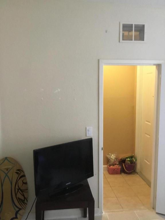 SHOMA TOWNHOMES AT ROYAL PALM BEACH CONDO - Residential Lease