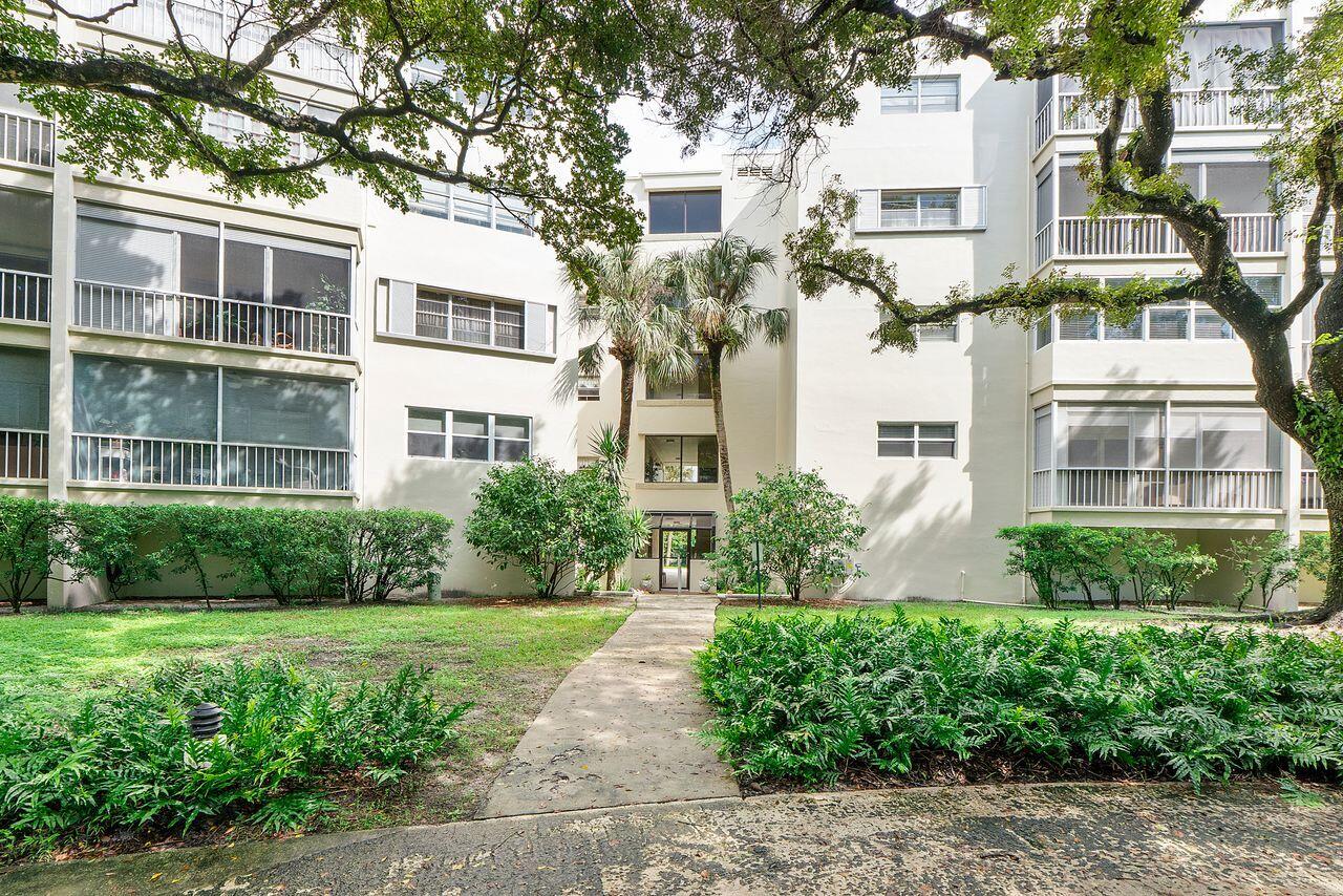6731 CYPRESS Road 205