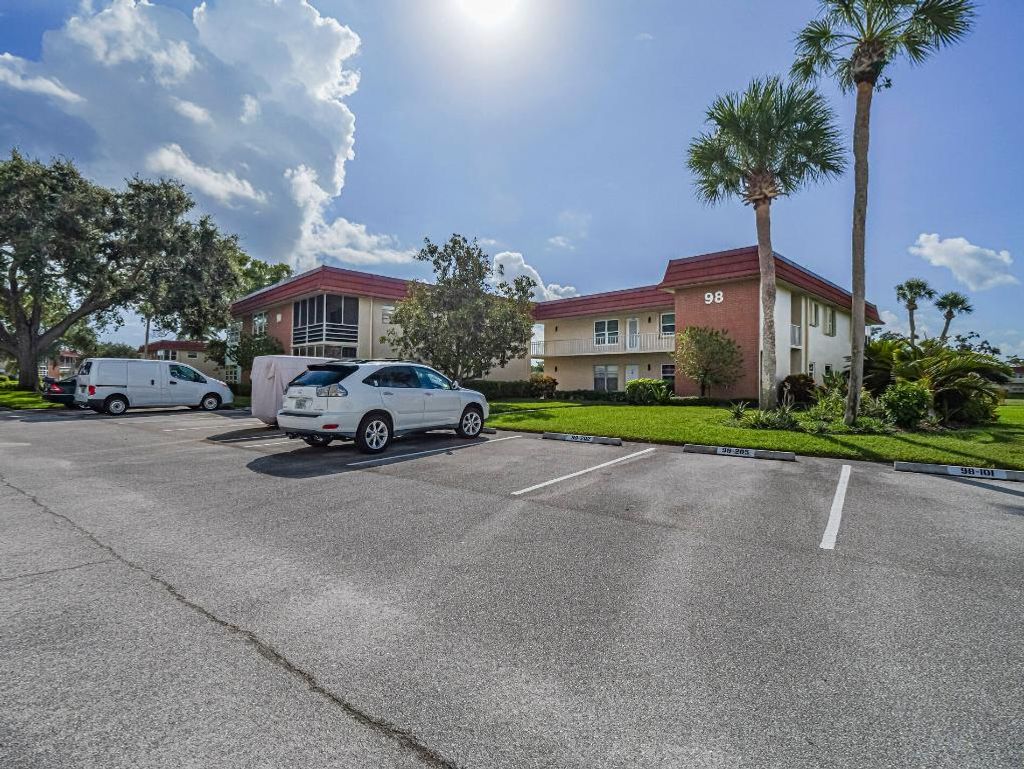 Photo of 98 Spring Lake Drive #205, Vero Beach, FL 32962 (MLS # R11118714)