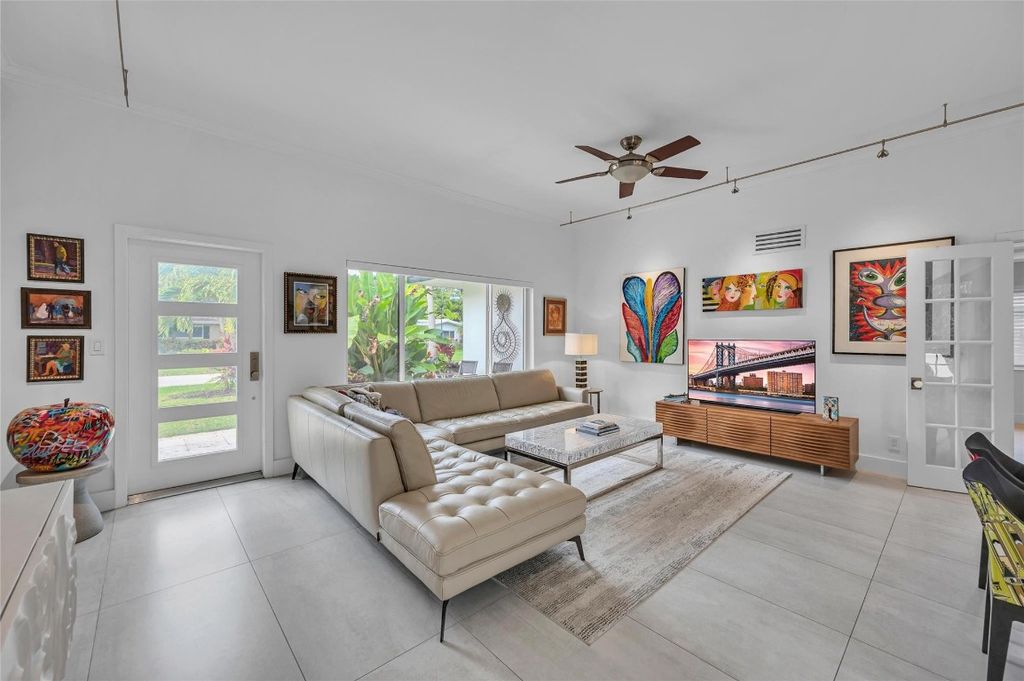 Photo of 1722 NE 27th Drive, Wilton Manors, FL 33334 (MLS # F10546587)