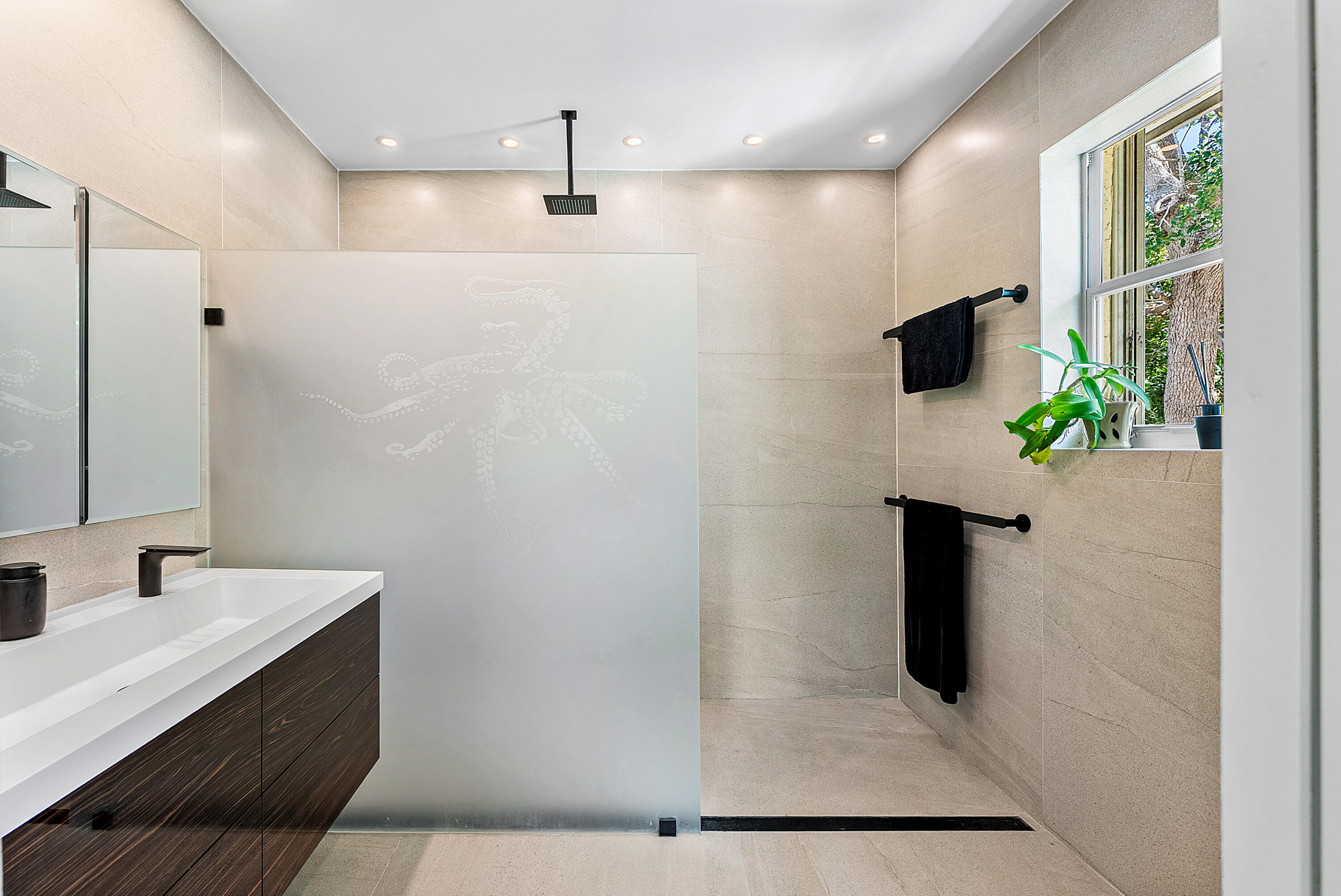 Old Florida Bungalow - Residential