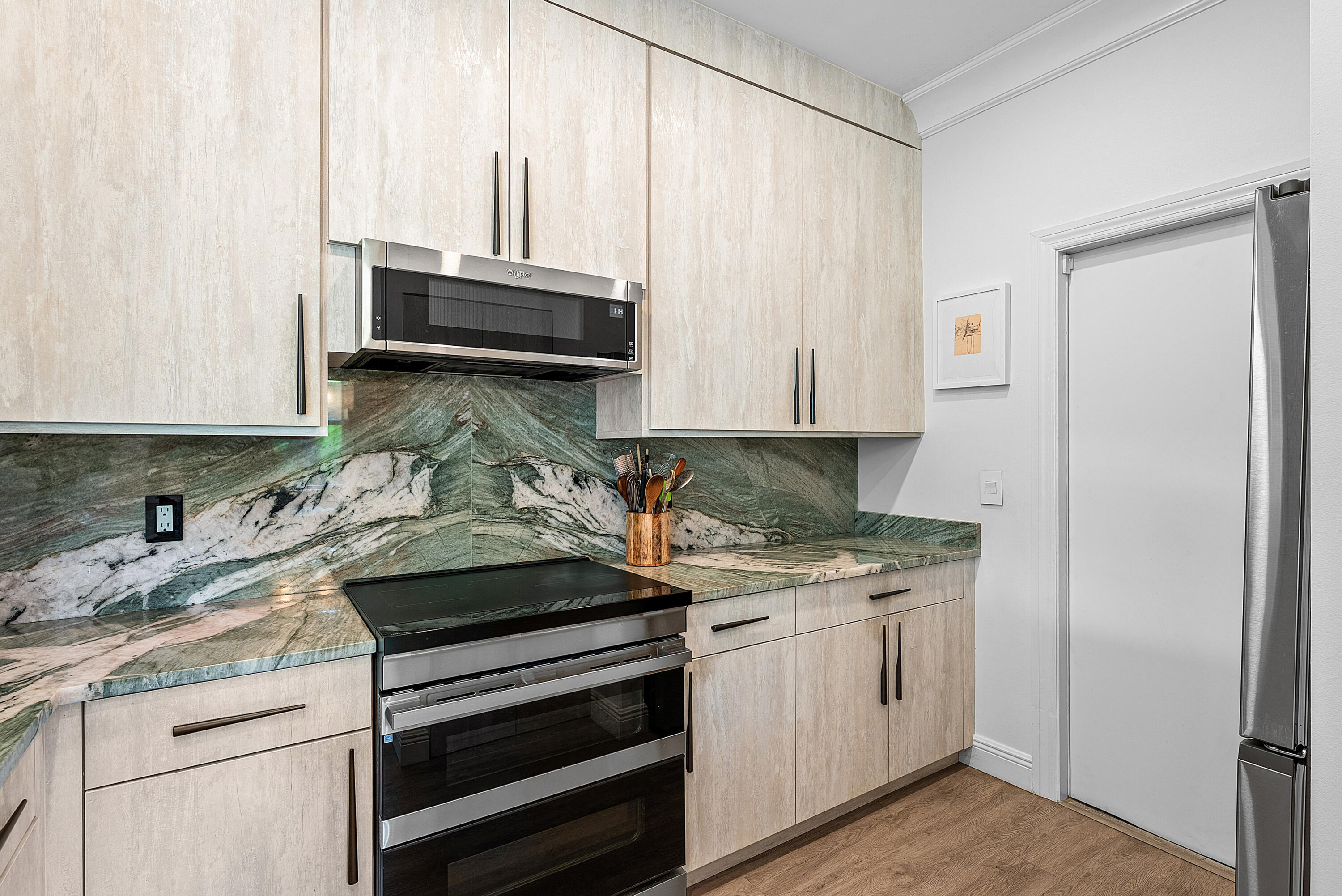 Old Florida Bungalow - Residential