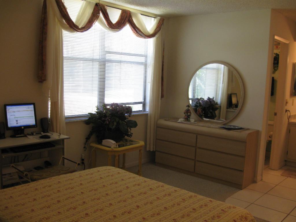 LAVERS DELRAY RACQUET CLUB CONDO - Residential Lease