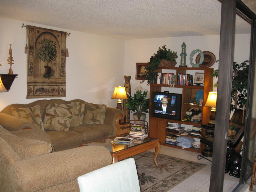 LAVERS DELRAY RACQUET CLUB CONDO - Residential Lease