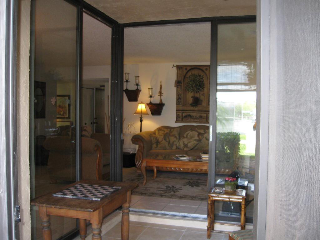 LAVERS DELRAY RACQUET CLUB CONDO - Residential Lease