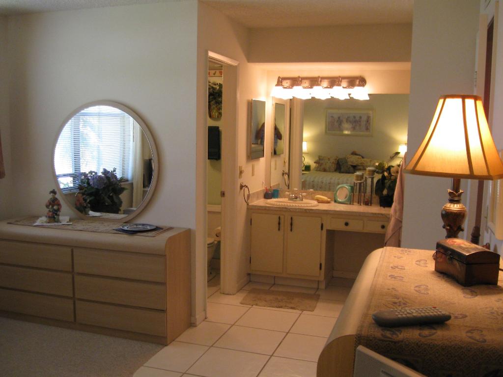 LAVERS DELRAY RACQUET CLUB CONDO - Residential Lease