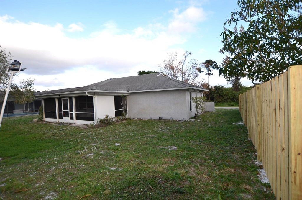 Photo of 2014 SE Crowberry Drive, Port Saint Lucie, FL 34983 (MLS # R10954456)