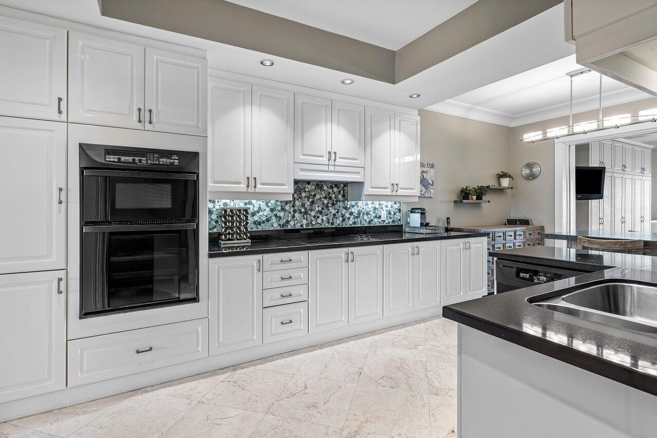 MEDITERRANEA CONDO - Residential