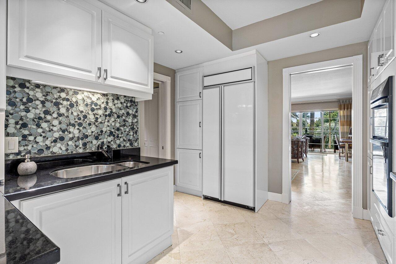 MEDITERRANEA CONDO - Residential