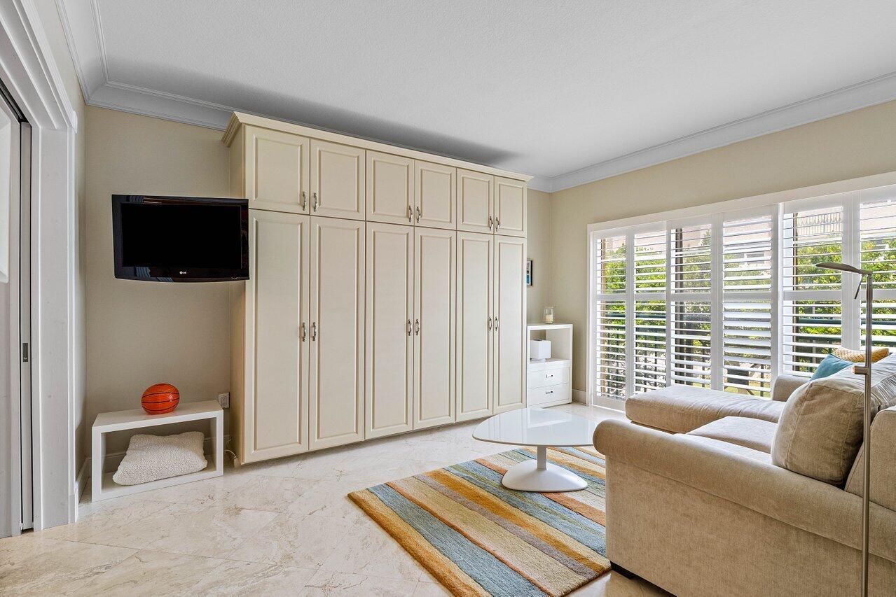 MEDITERRANEA CONDO - Residential