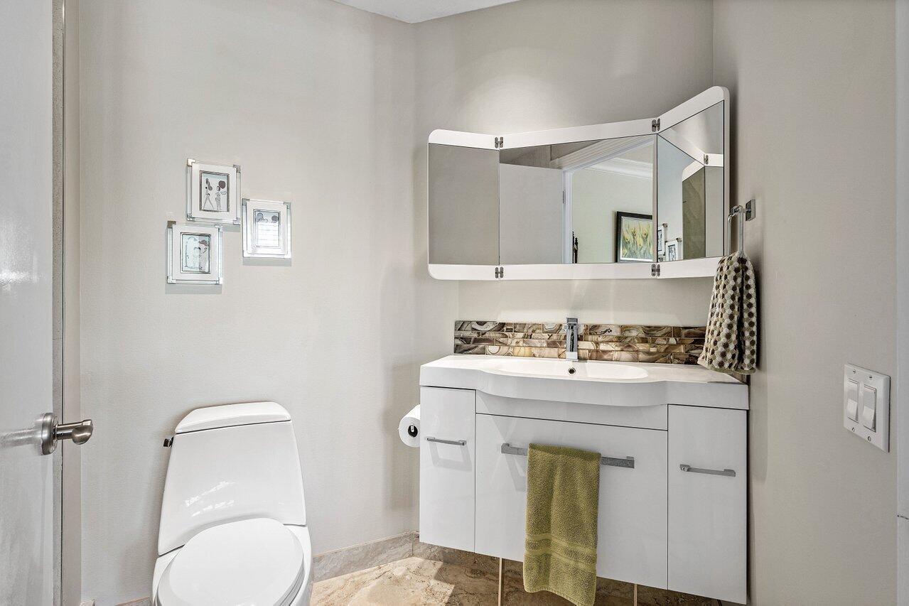 MEDITERRANEA CONDO - Residential