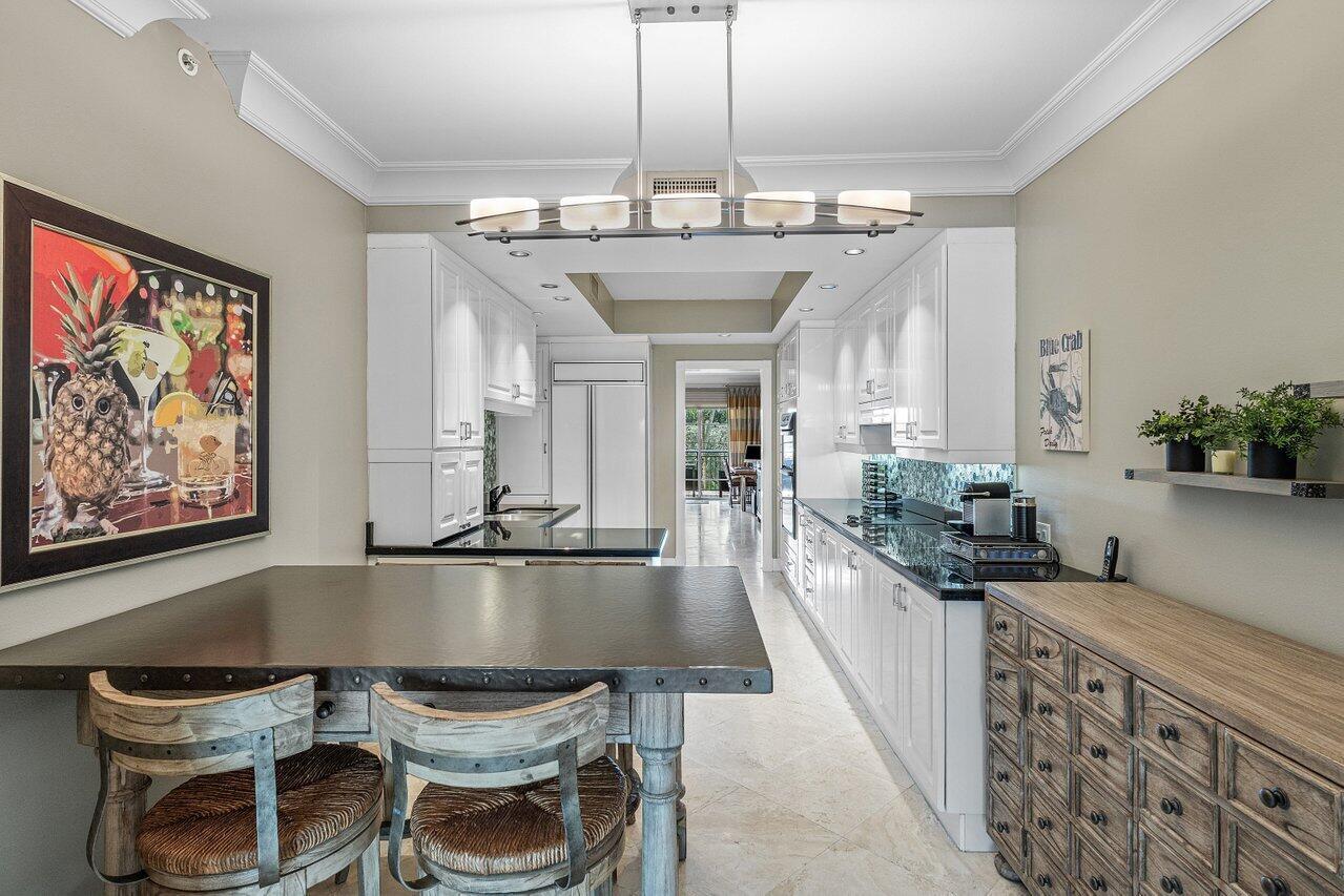 MEDITERRANEA CONDO - Residential