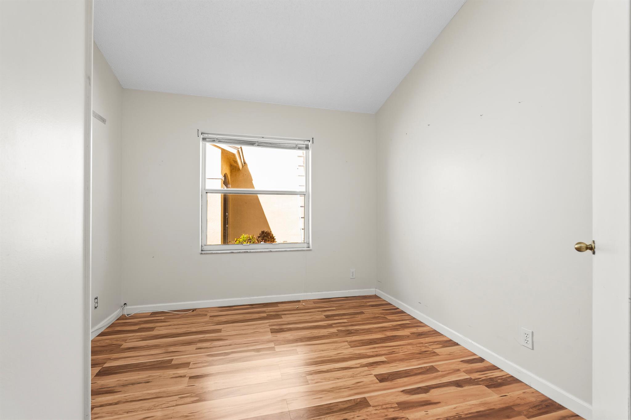 5618 Kingsmill Court