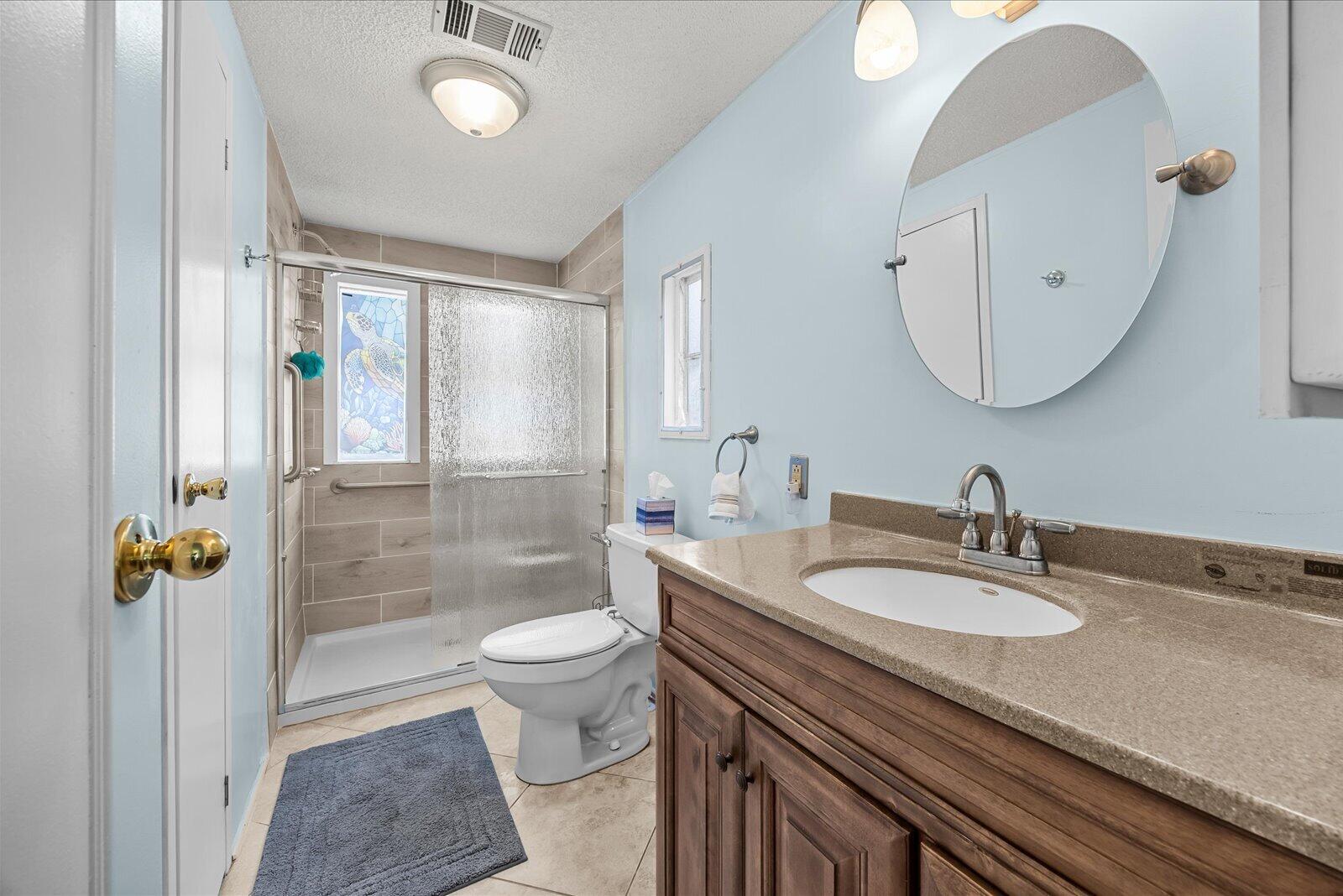 TROPICAL ISLES - Residential