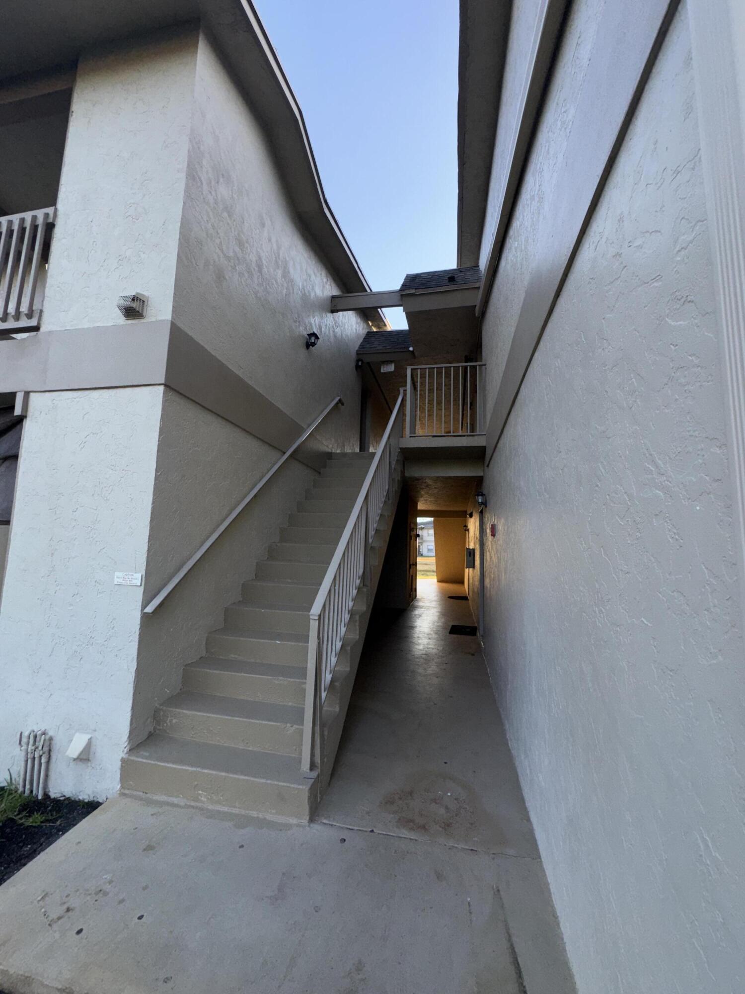 ABBEY PARK GARDENS I CONDO - Residential Lease