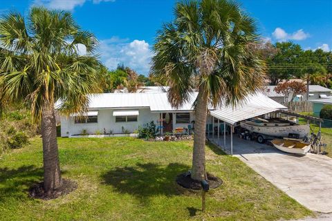 Property photo of 3141 Ne Spruce Ridge Avenue, Jensen Beach, FL 34957