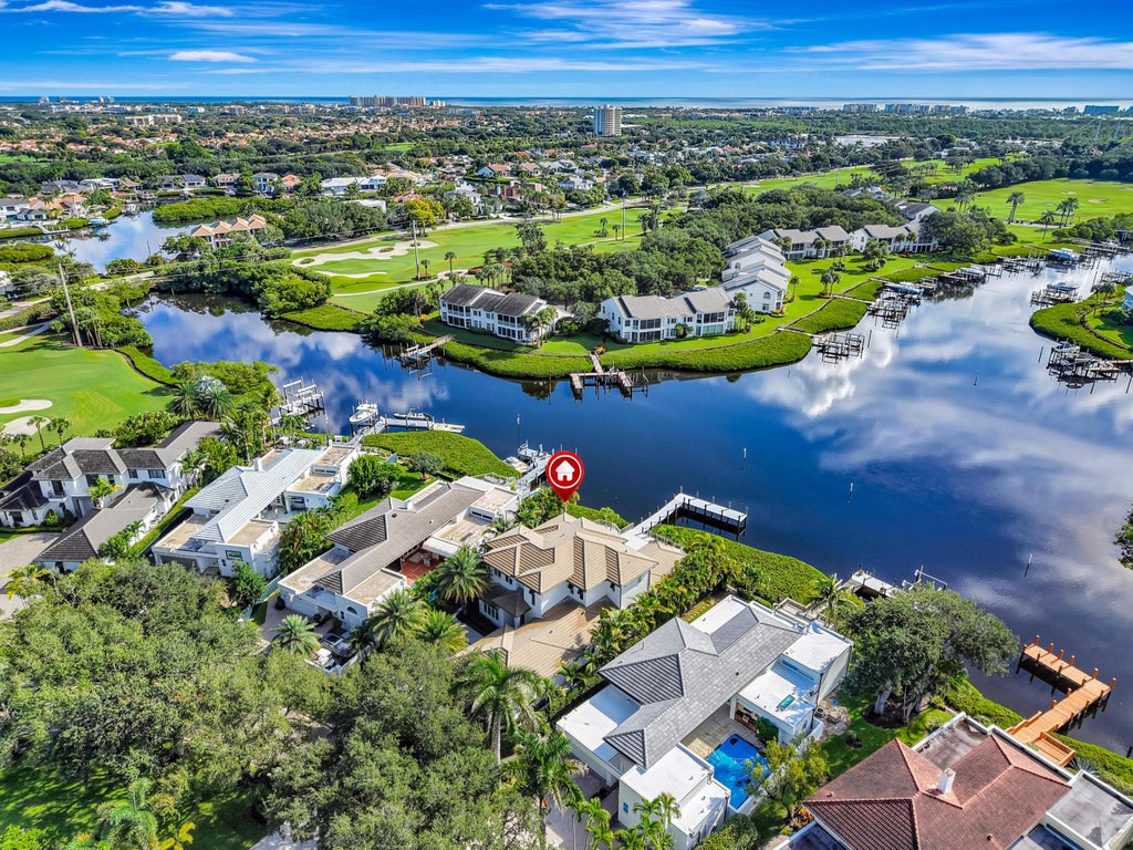 Photo of 130 Waters Edge Drive, Jupiter, FL 33477 (MLS # B26080679)