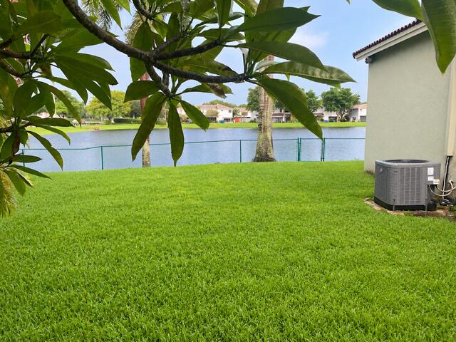 Photo of 10627 NW 7TH Street, Pembroke Pines, FL 33026 (MLS # B26080922)