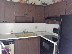 MARINER I CONDO - Residential