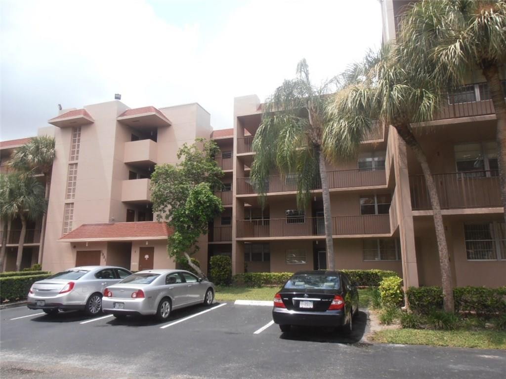 Sabal Palm - Residential Lease
