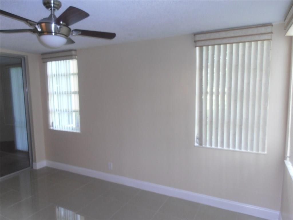 Sabal Palm - Residential Lease