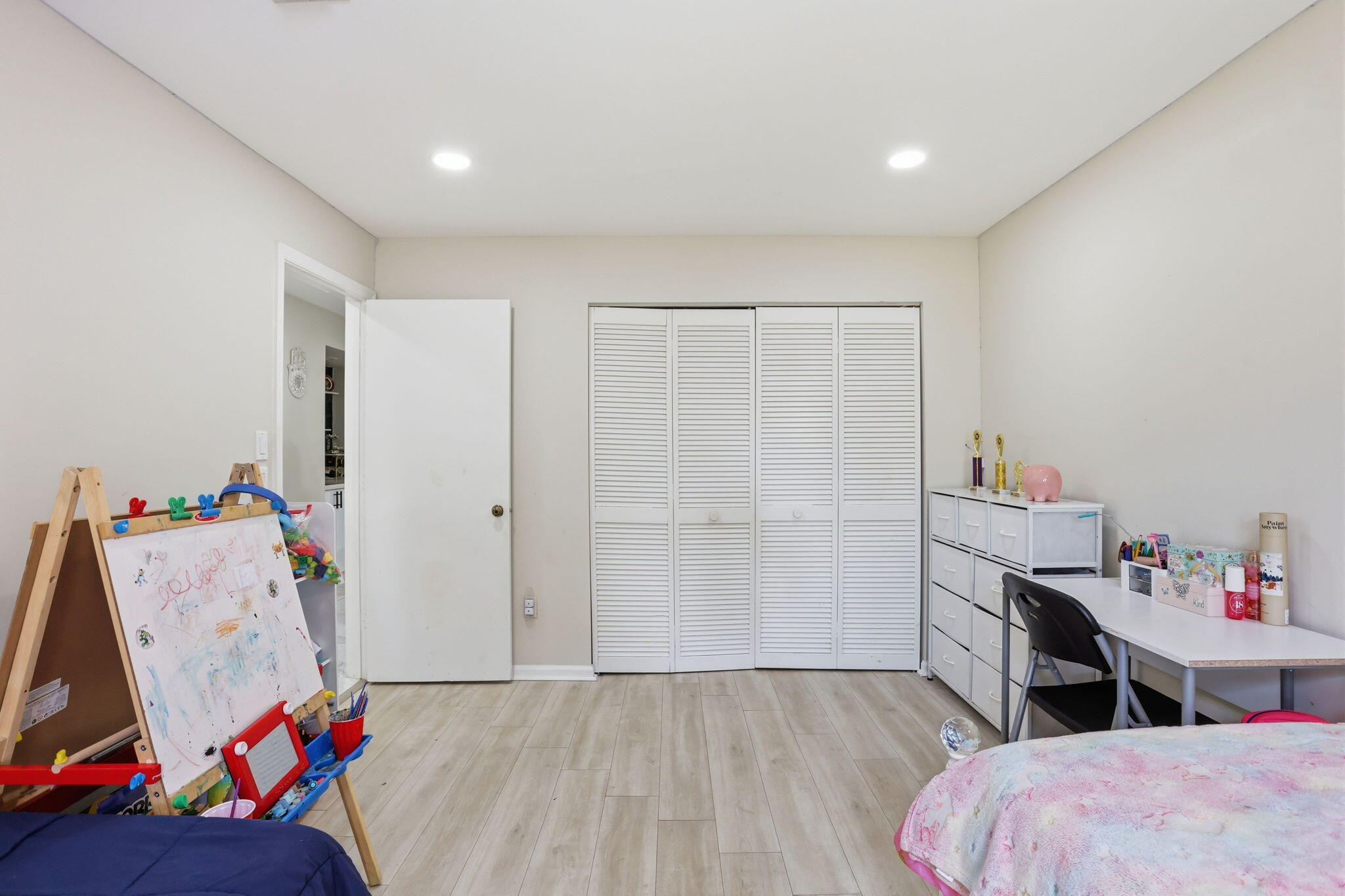 SANDALFOOT COVE - Residential