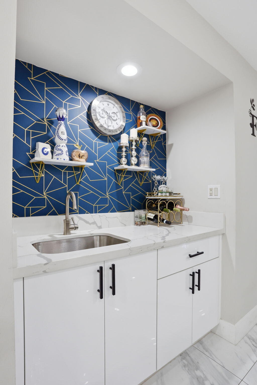 SANDALFOOT COVE - Residential