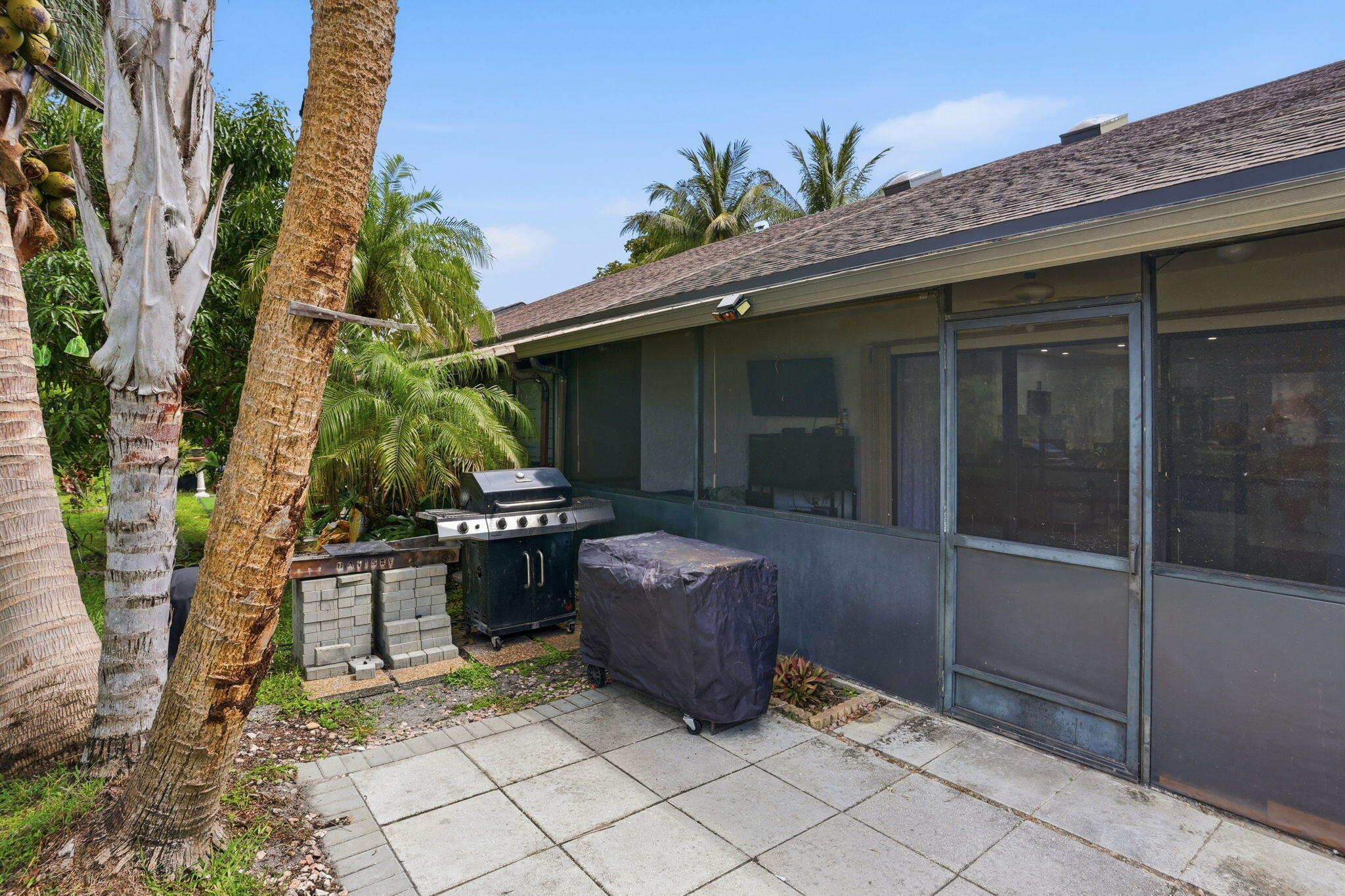 SANDALFOOT COVE - Residential