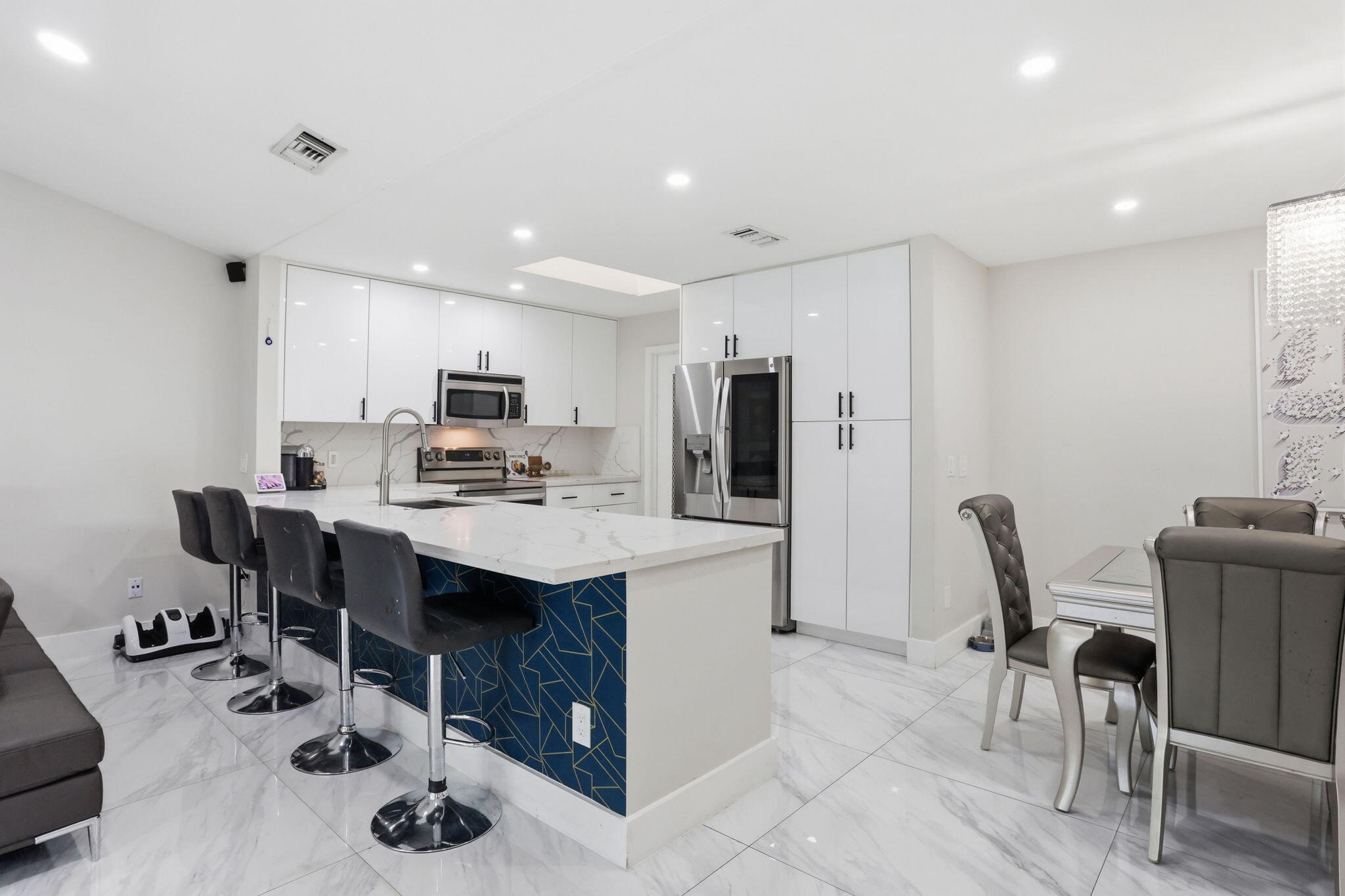 SANDALFOOT COVE - Residential