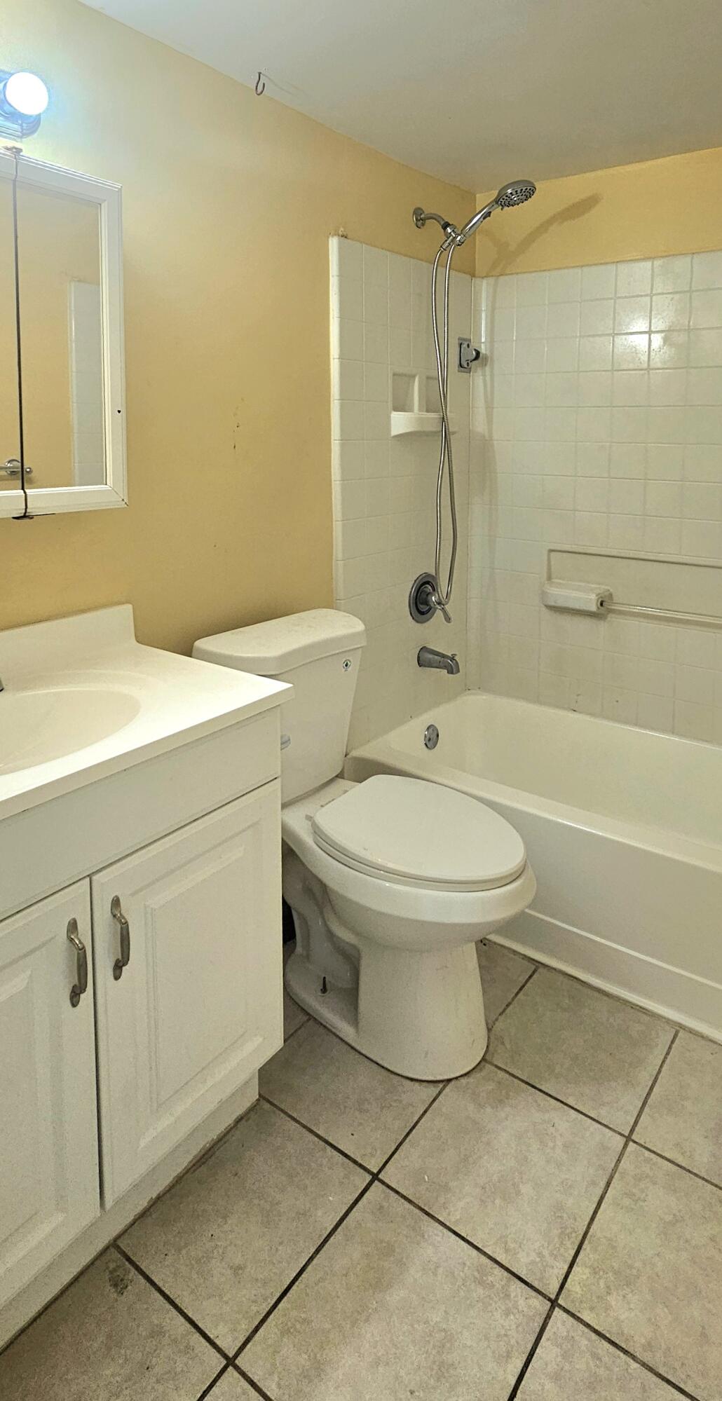 APARTMENTS AT TIMBERLAKE CONDO - Residential Lease