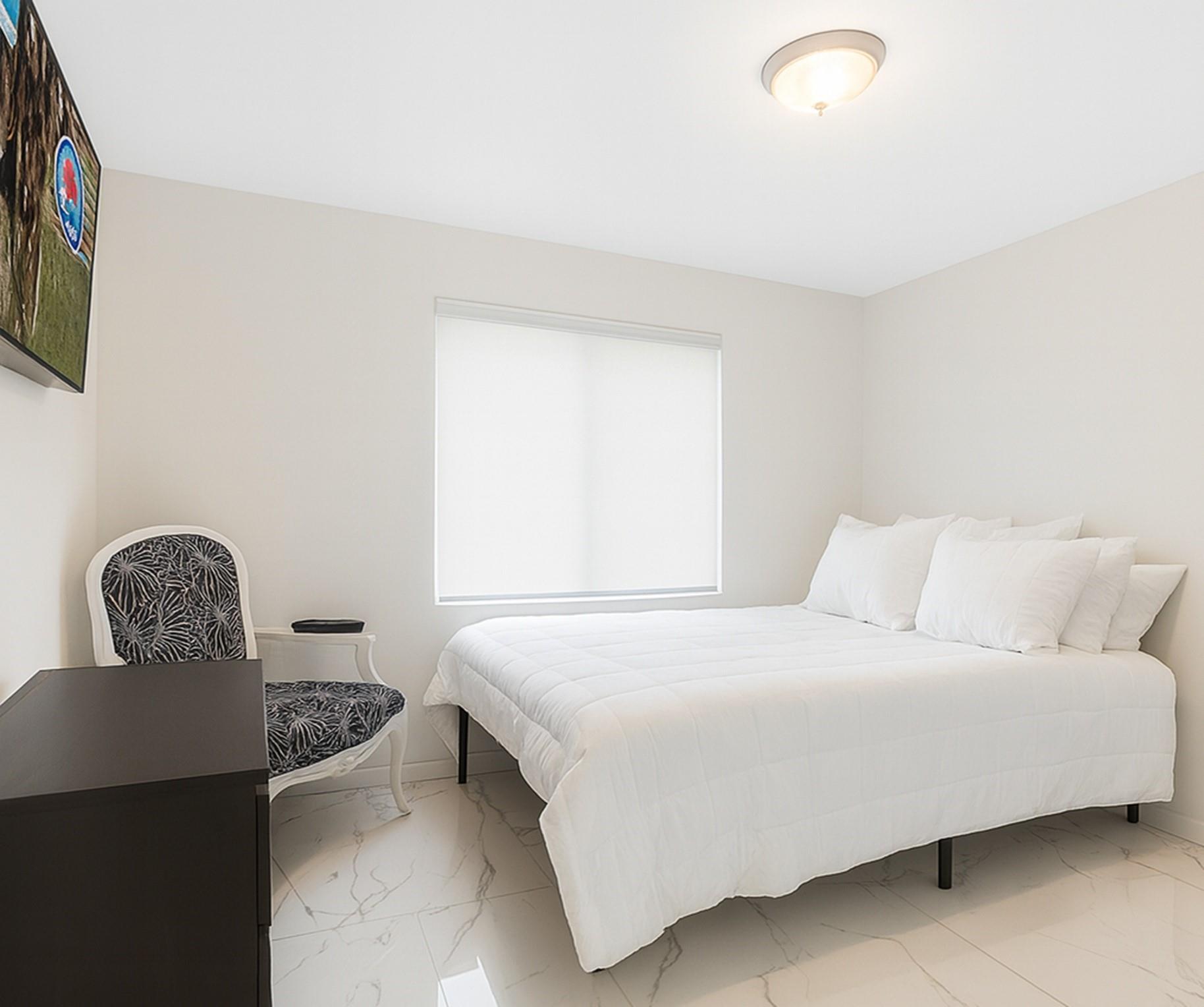 IBIS VILLA AT MIAMI GARDE - Residential Lease