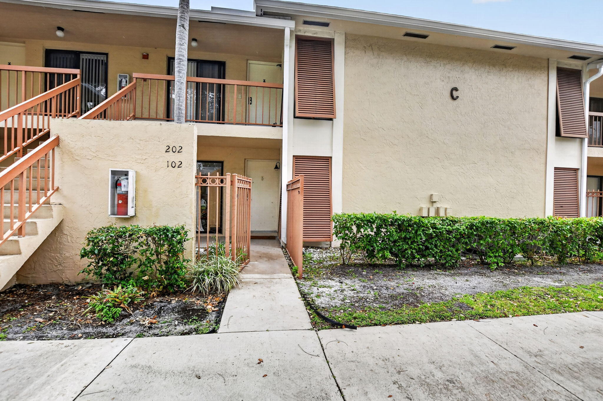 SANCTUARY PINES IN BOCA RATON CONDO - Residential