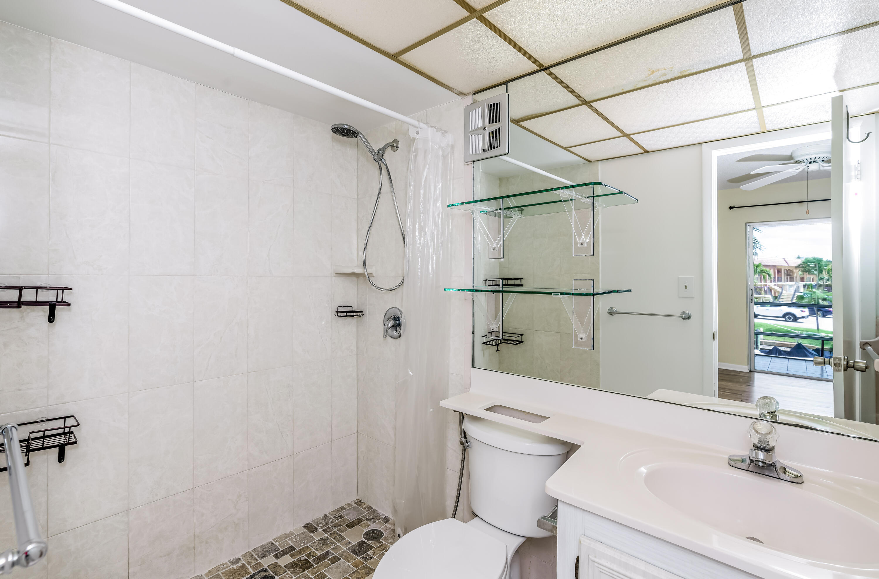 DE LA BAHIA CONDO - Residential
