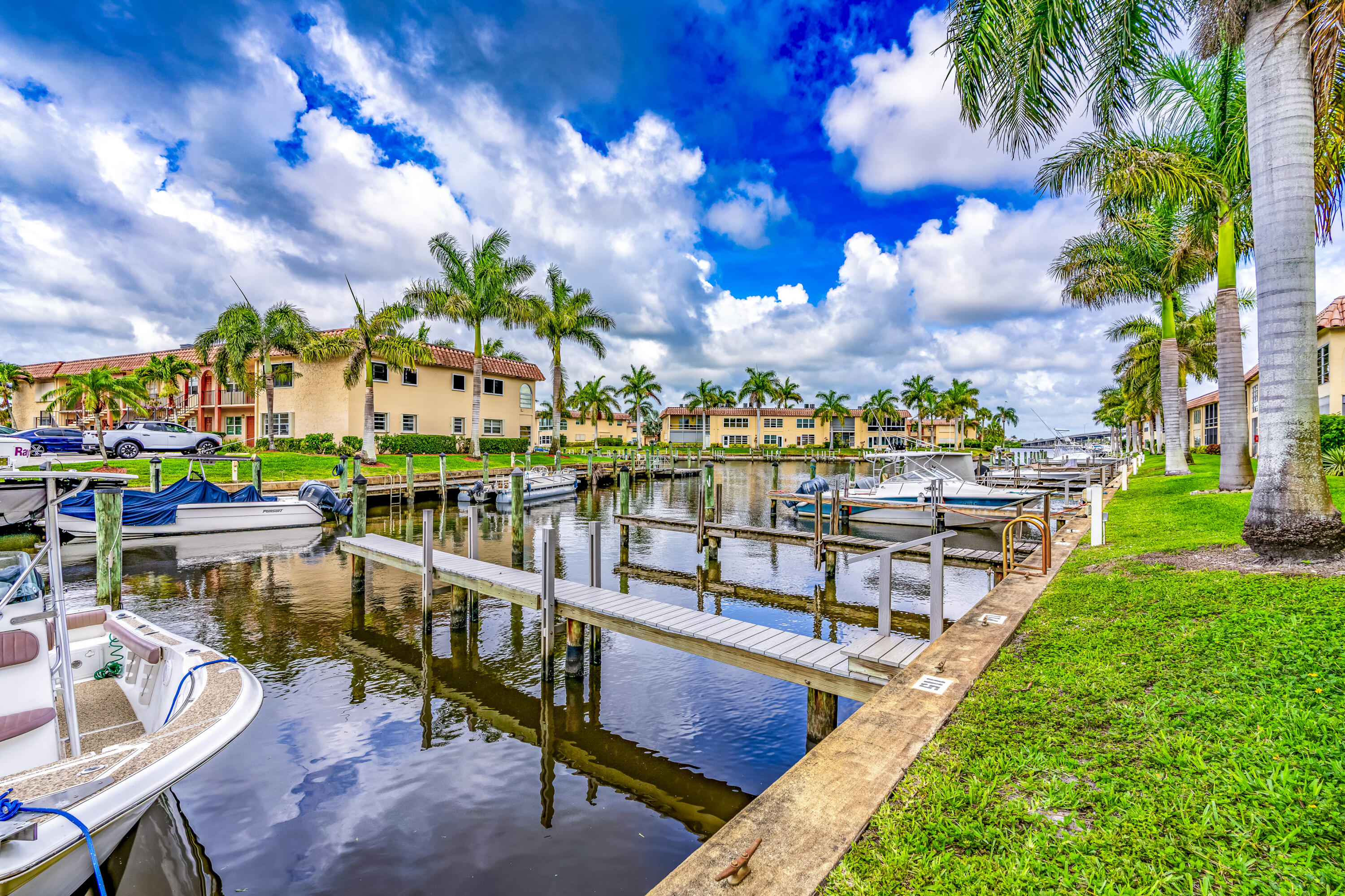 DE LA BAHIA CONDO - Residential