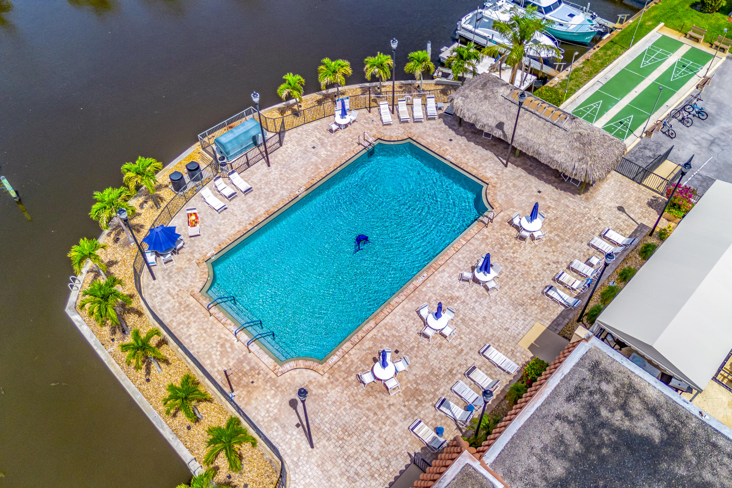 DE LA BAHIA CONDO - Residential