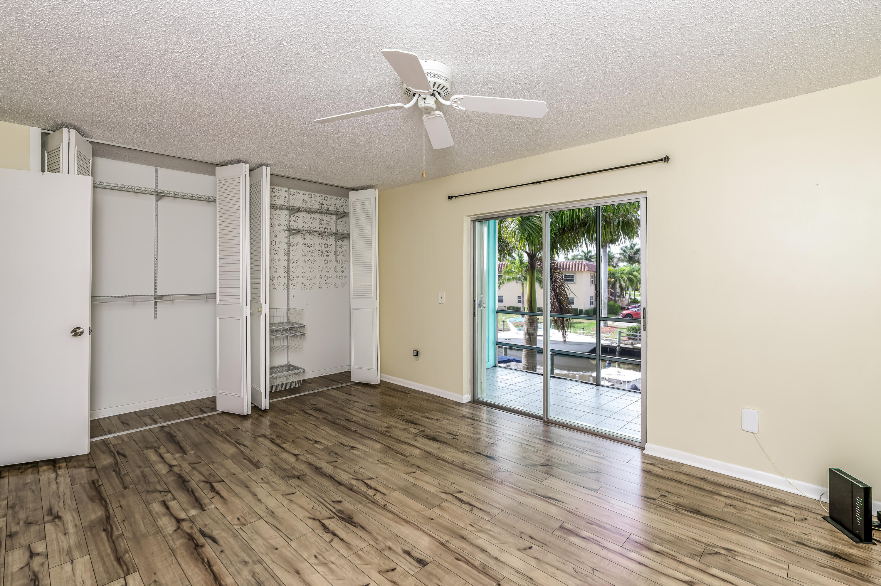 DE LA BAHIA CONDO - Residential