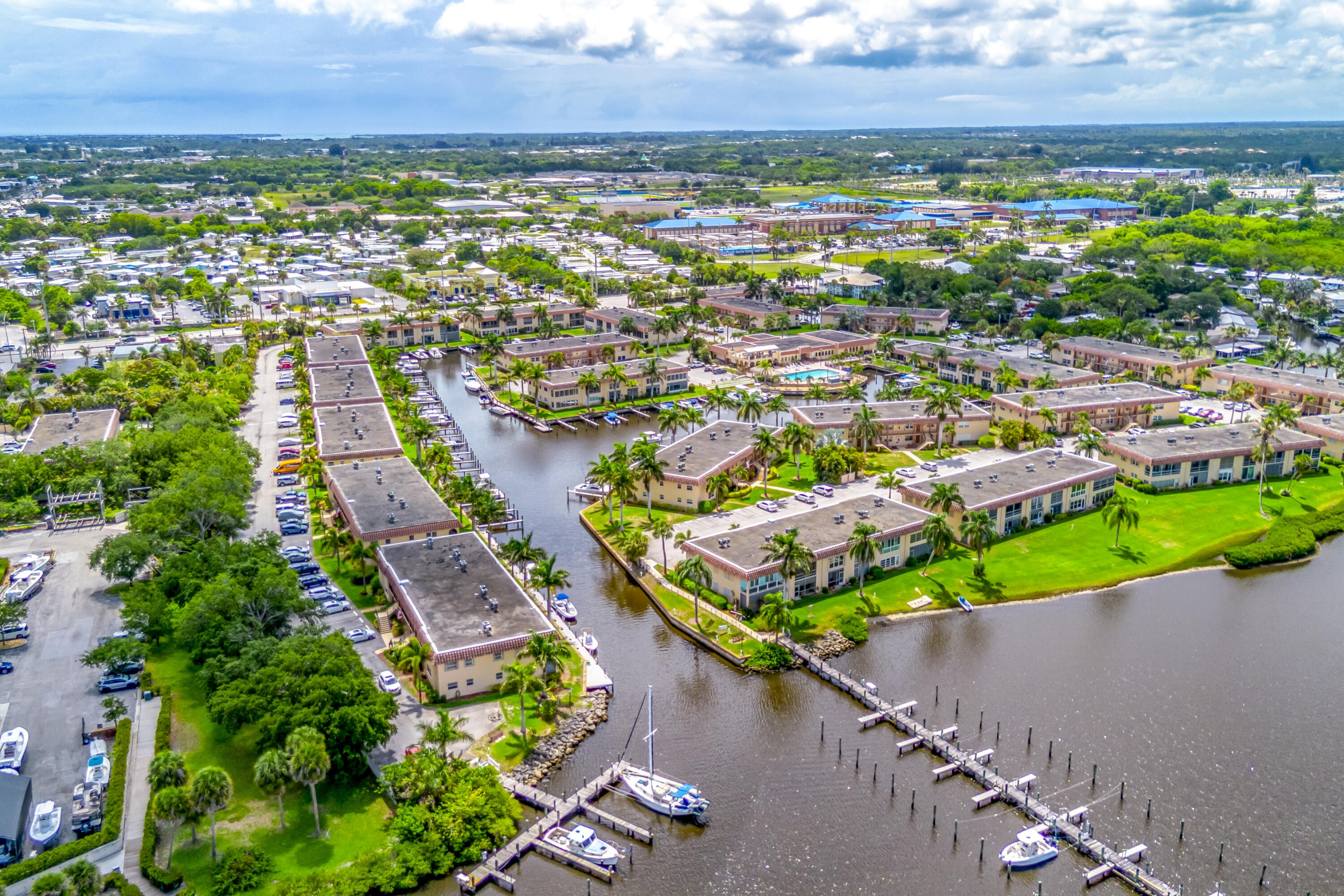 DE LA BAHIA CONDO - Residential