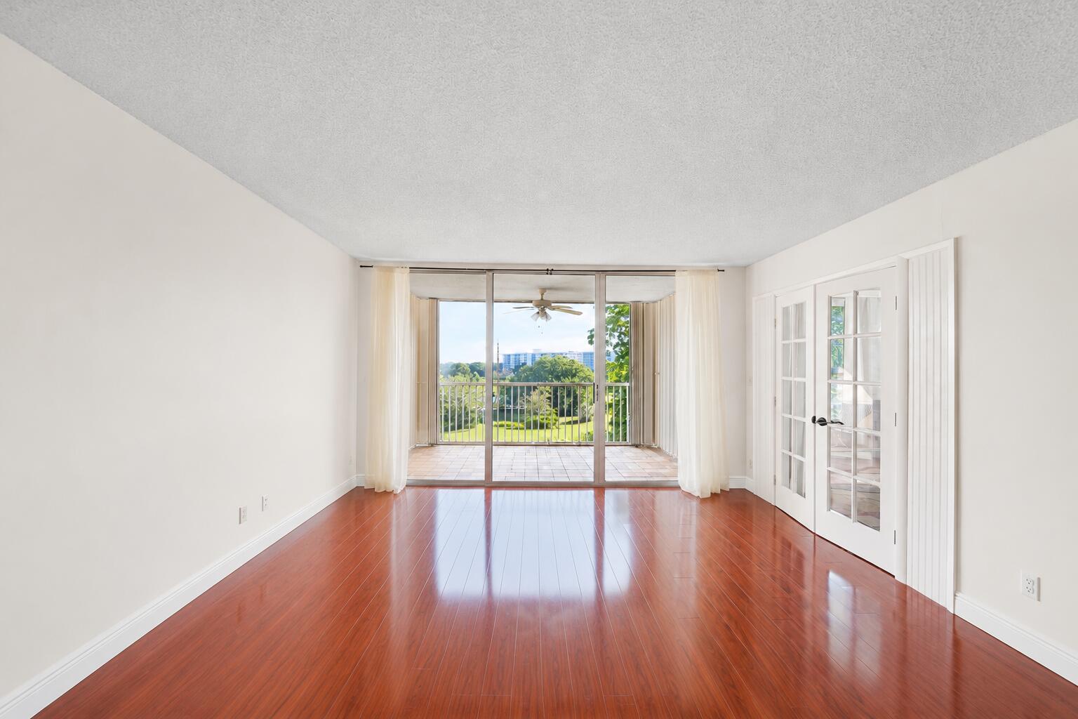 2901 S Palm Aire Drive 609