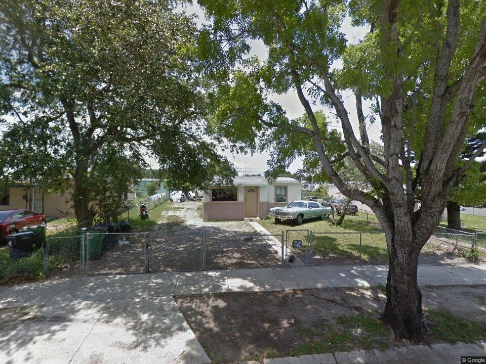 1981 Rutland St